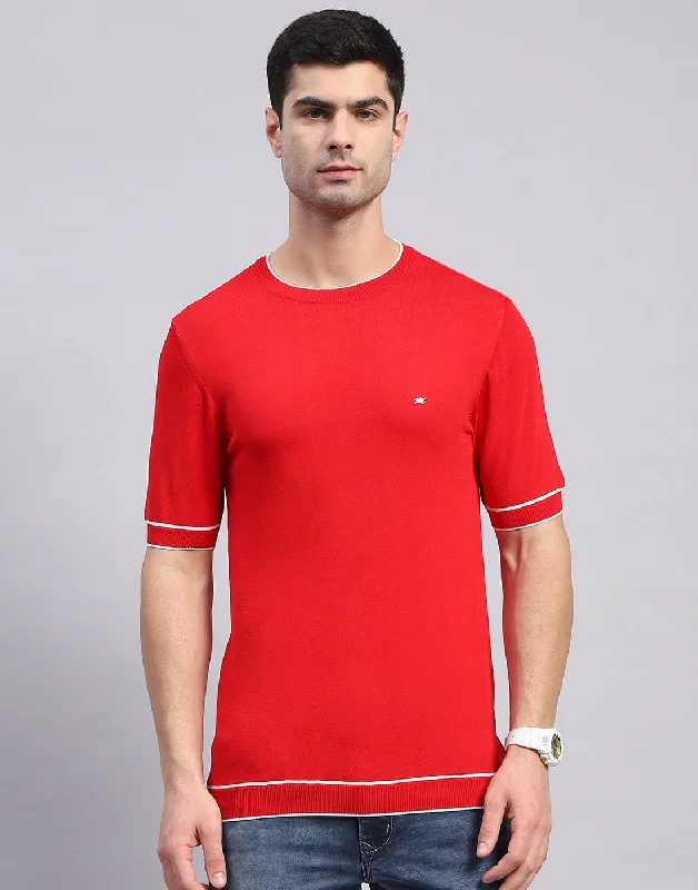 Men's lightweight athletic wear t-shirt-Men Red Solid Round Neck Half Sleeve T-Shirt