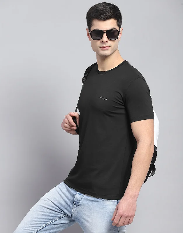 Men's active lifestyle t-shirt-Men Black Solid Round Neck Half Sleeve T-Shirt