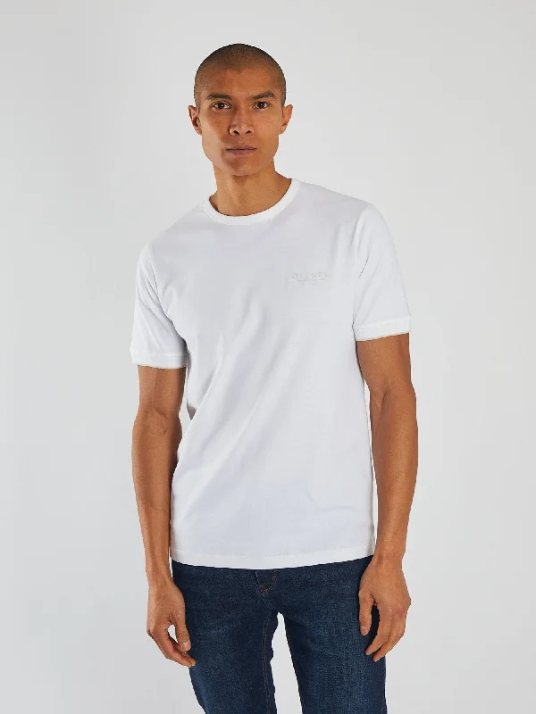 Men's casual athletic wear t-shirt-Taha Tee Dove White