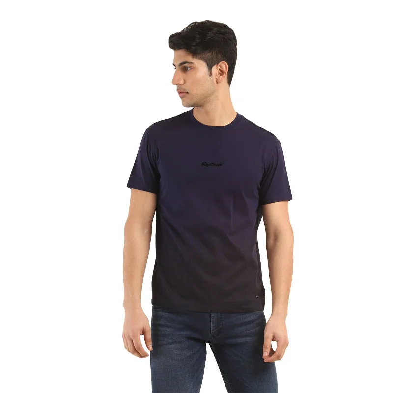 Men's fashion-forward activewear t-shirt-Levi's® Crew Neck Tee