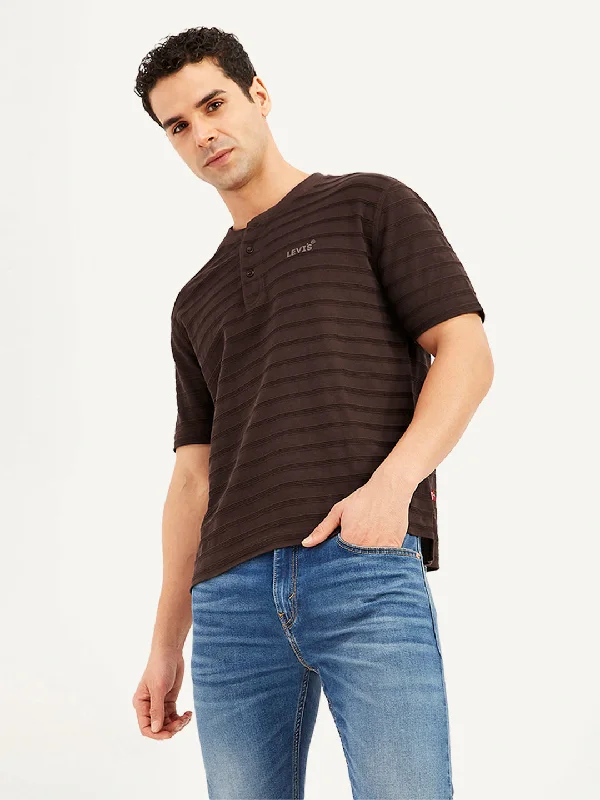 Men's active lifestyle t-shirt-Men's Textured Slim Fit T-Shirt