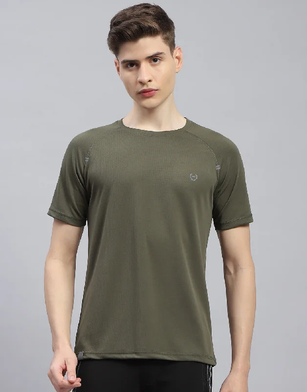 Men's modern fitness t-shirt-Men Olive Printed Round Neck Half Sleeve T-Shirt