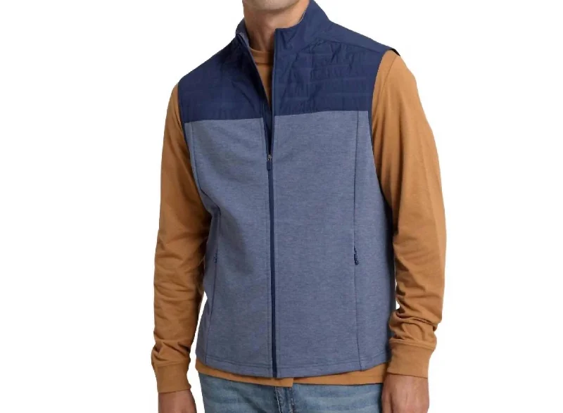 Men's hiking jacket-Men's sporty exercise t-shirt-Coligny Quilted Vest In Dress Blue