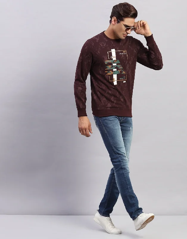 Men's performance sports t-shirt-Men Maroon Printed Round Neck Full Sleeve Winter T-Shirt